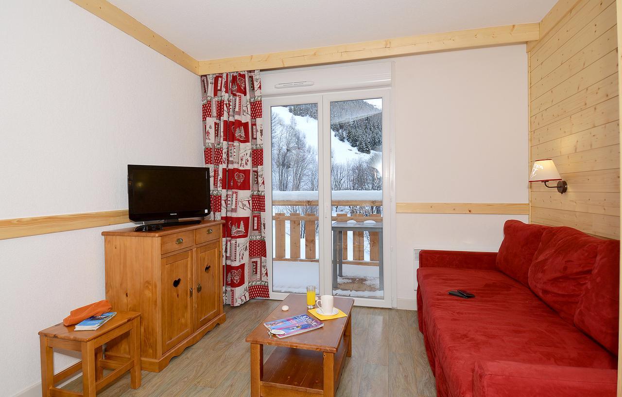 Residence Odalys Les Bergers Saint-Sorlin-dʼArves Екстериор снимка